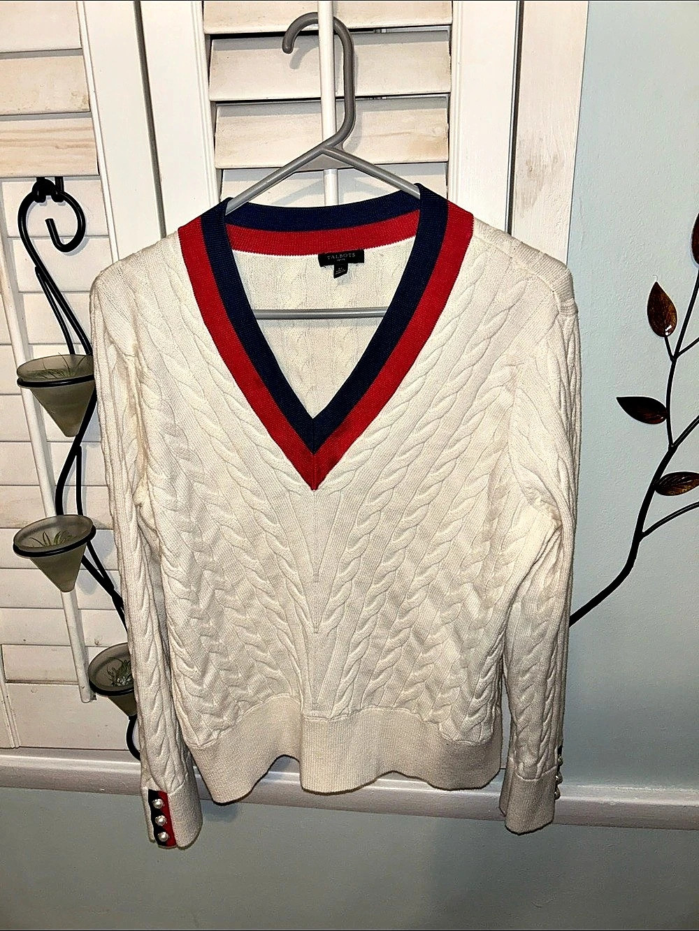 Talbots Chevron Cable V-Neck Sweater Cable V-Neck Sweater in Cream & Red Large